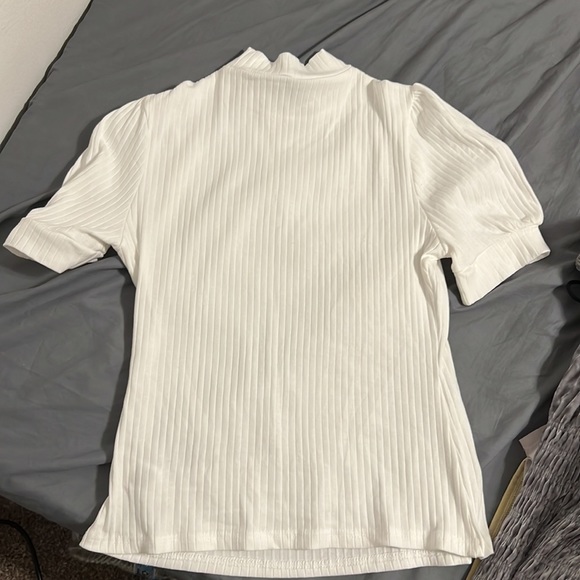 Top - Picture 2 of 2